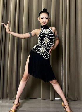 2024新款高级专n业拉丁舞比赛服装表演花服连衣裙黑池艺考黑色流