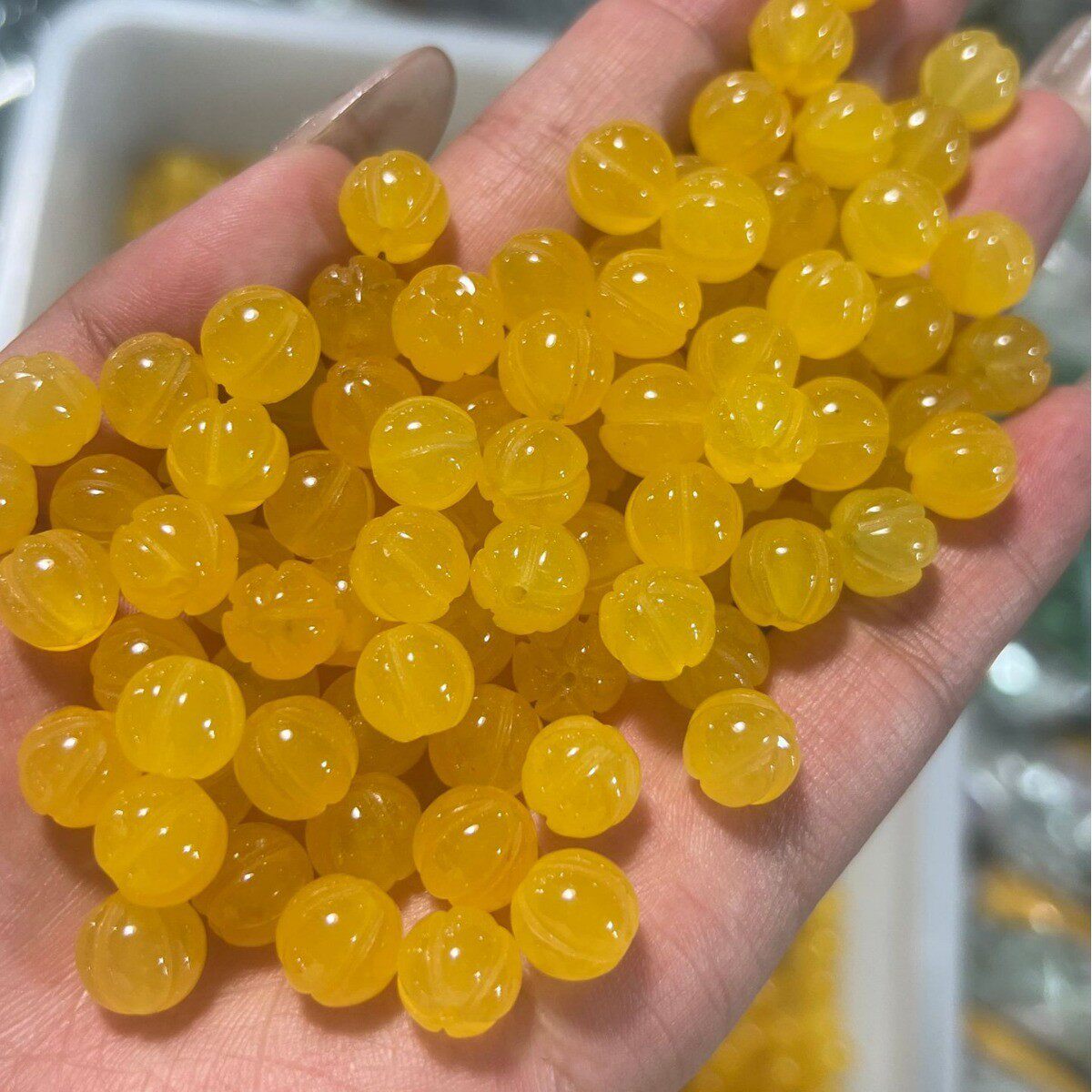 天然黄玉散珠10MM黄玛瑙南瓜珠玉髓散珠手工DIY手链项链配件批发