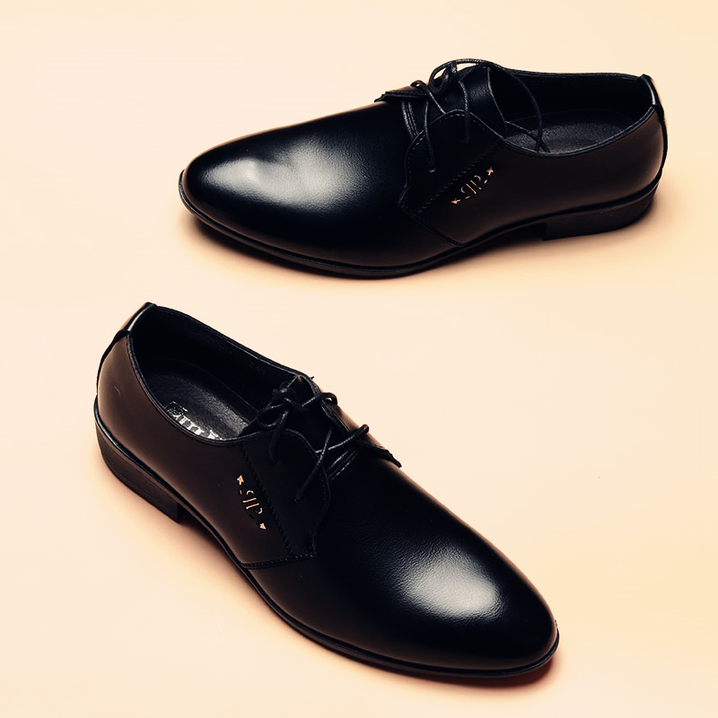 春季尖头皮鞋男韩版正装软皮透气潮流发型师黑色英伦商务休闲男鞋