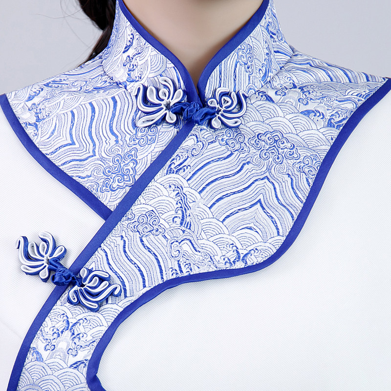 青花瓷旗袍走秀演出礼服加长款迎宾礼仪传统少女装时尚气质中国风