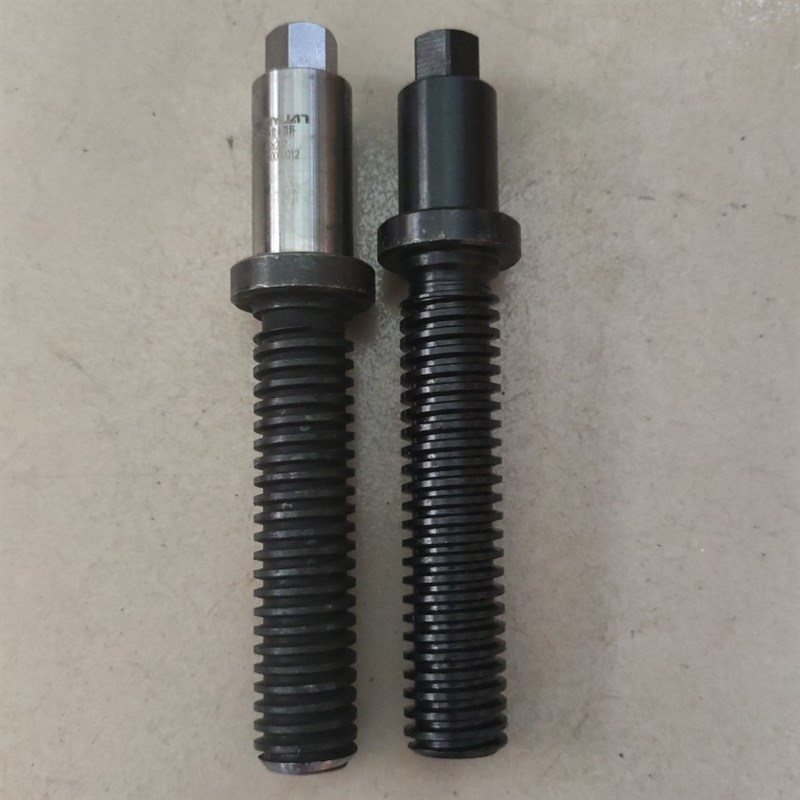 新源65/75轮式挖掘机 快速接头顶杆 快换螺杆 快接螺丝杆原厂配件