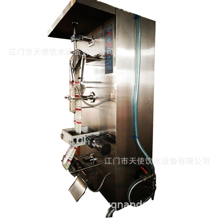 袋装纯净水 牛奶 豆浆 酱油液体灌装 消毒 封口三合一包装机