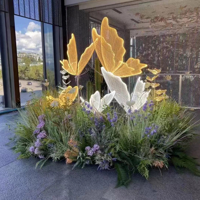 新款婚庆道具铁艺发光蝴蝶路引摆件婚礼舞台迎宾橱窗装饰道具