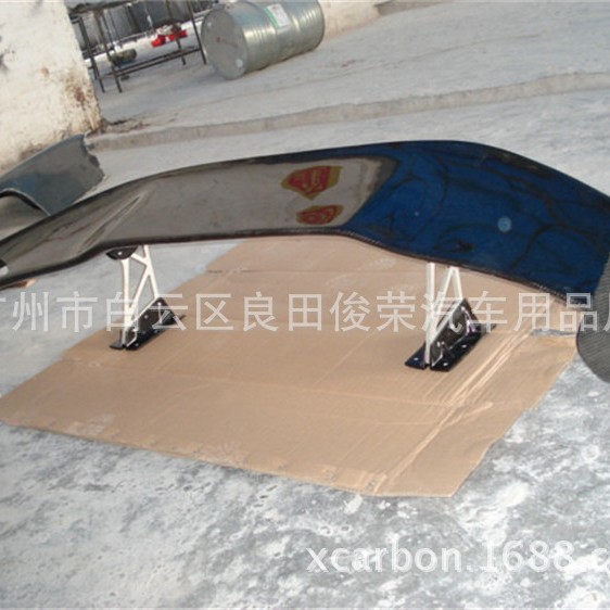 专业制作汽车改装配件 厂家生产 三厢车通用GT碳纤维尾翼跑车专用