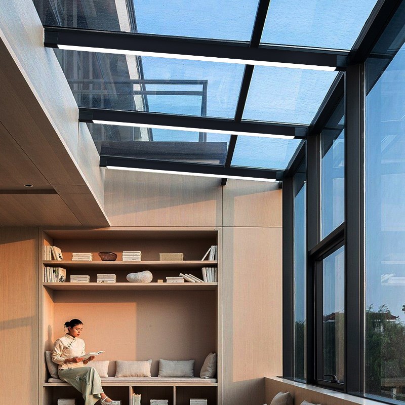 极简LED长条形吸顶灯阳光房专用灯衣帽间户外阳台吸顶灯屋檐超亮