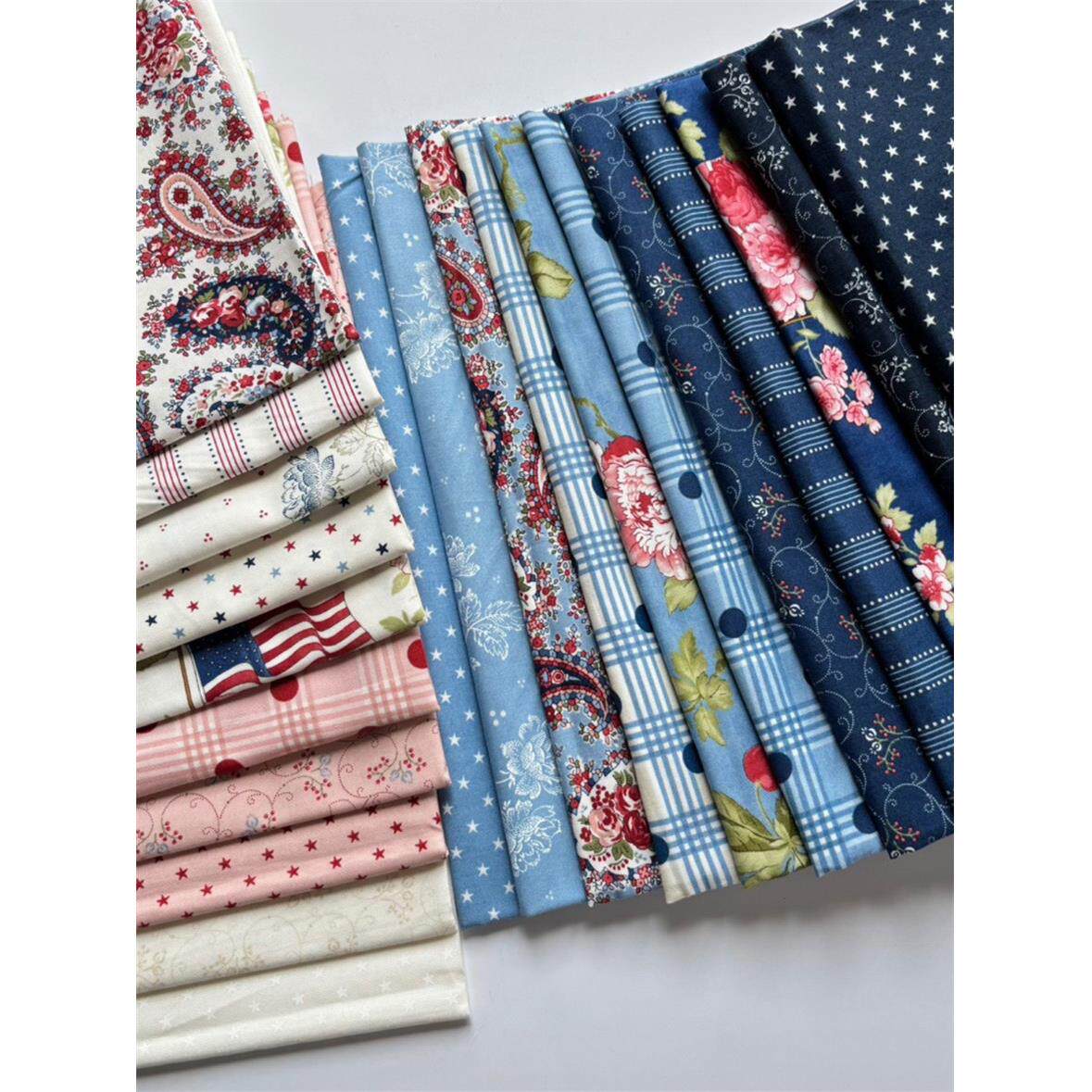 c26红白蓝一moda进口手工拼布组diy纯棉面布料壁饰口金包娃衣服