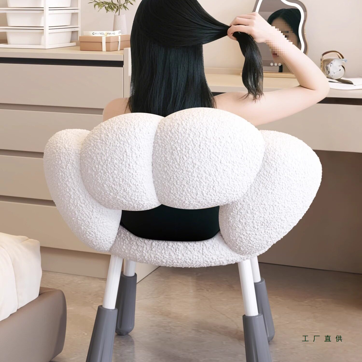 化妆凳轻奢高级感主卧室女生梳妆台专用椅子靠背网红美甲旋转圆凳