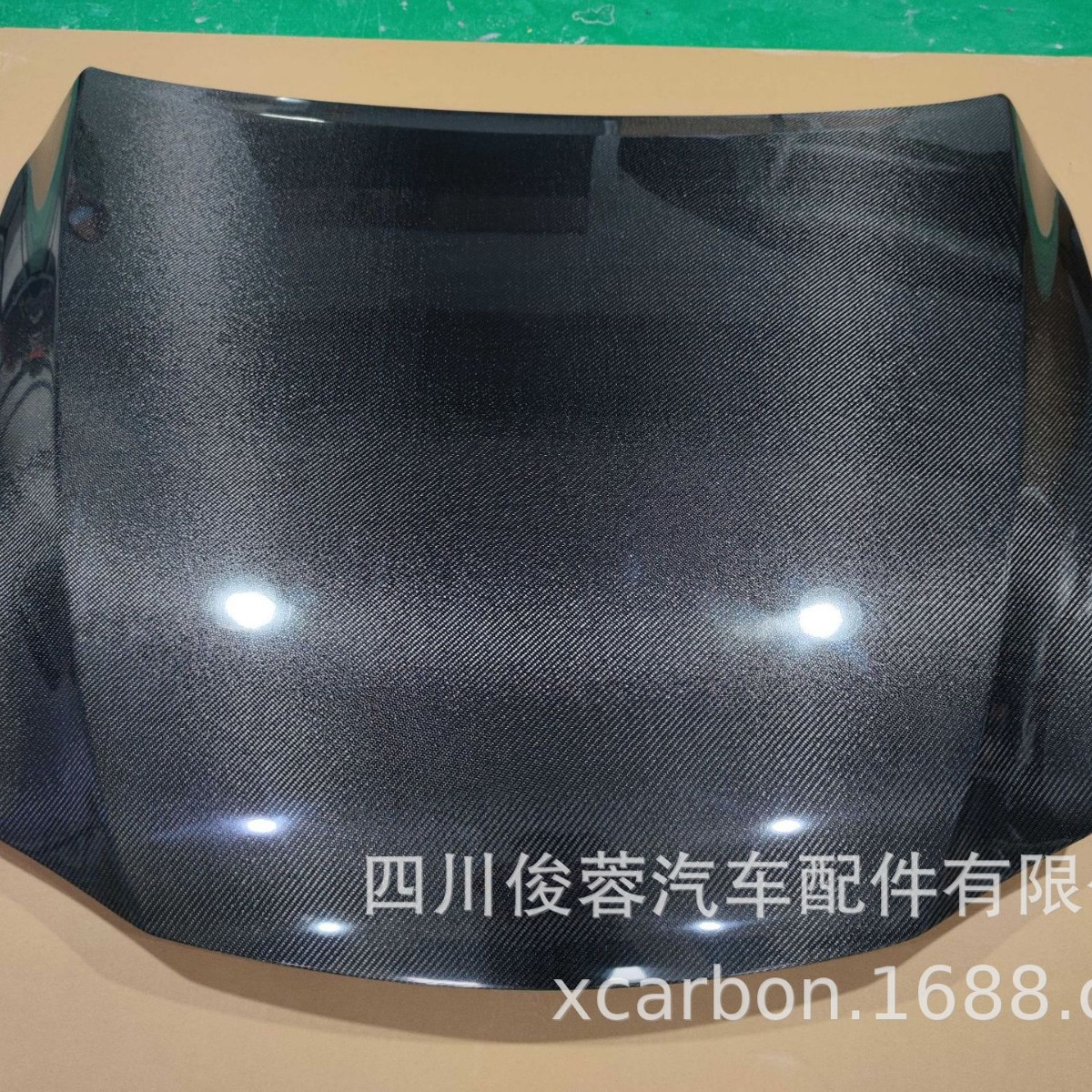 专业制作汽车改装配件 IS300改装原厂款碳纤维机盖