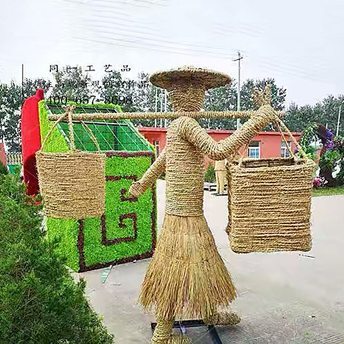 稻草工艺品制作农耕人物手工编织大型卡通动物造型艺术节粮仓摆件