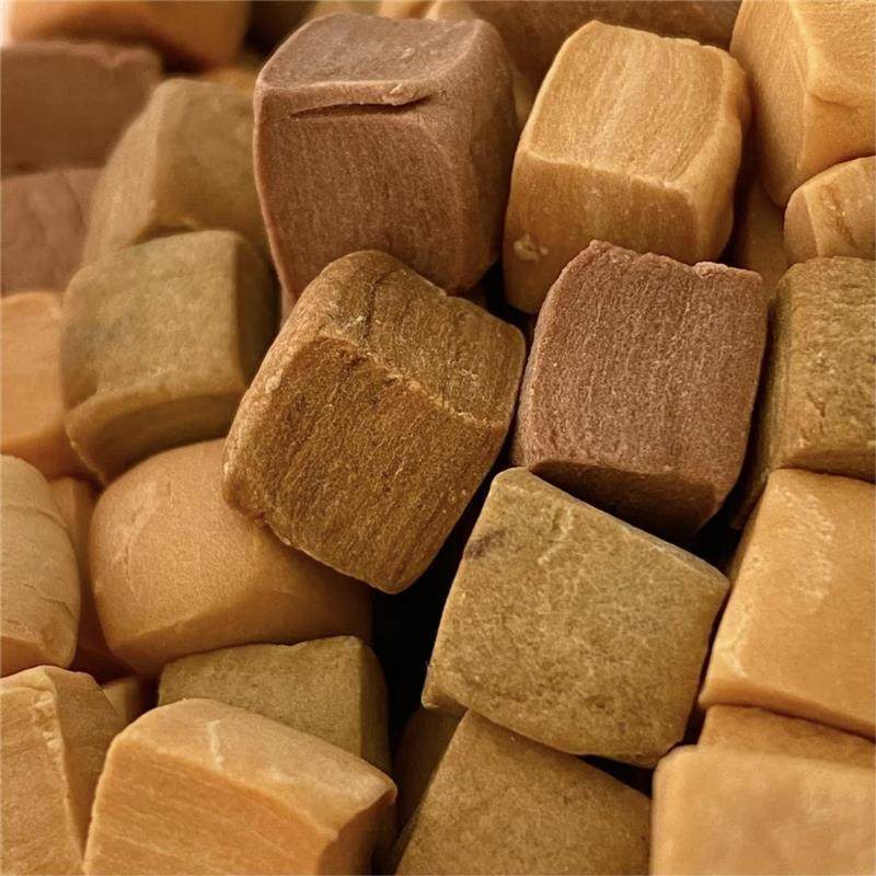 新货魔芋饼干小石头代餐饱腹食品全麦饼干粒解馋小零食魔芋休