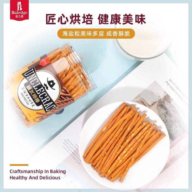 伯力爵丹夫碱水棒棒饼干海