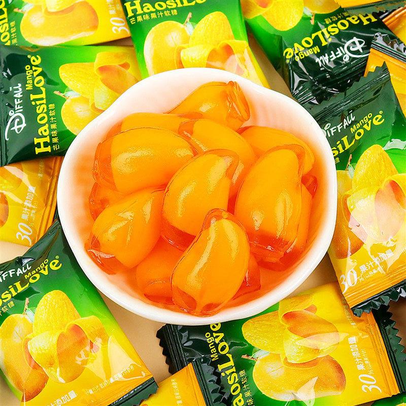 30%果汁剥皮芒果软糖网红爆款水果糖果散装休闲学生小零食扒皮糖