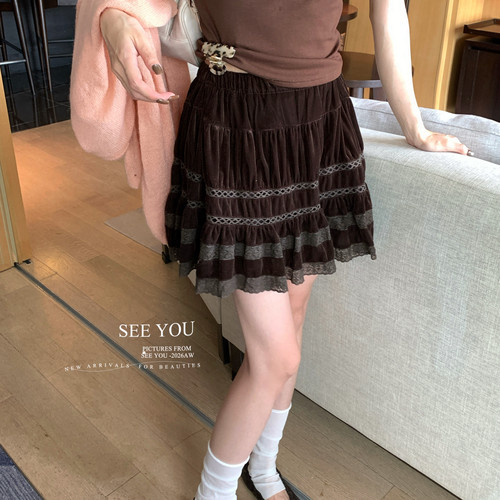 SEE YOU-爆甜辣天菜～百搭丝绒松紧腰荷叶边蕾丝短裙半身裙26583W
