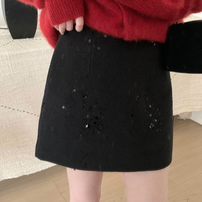 TOMORROW-26年早春熠熠星河韩版气质毛呢钉珠钉片a字版半身裙