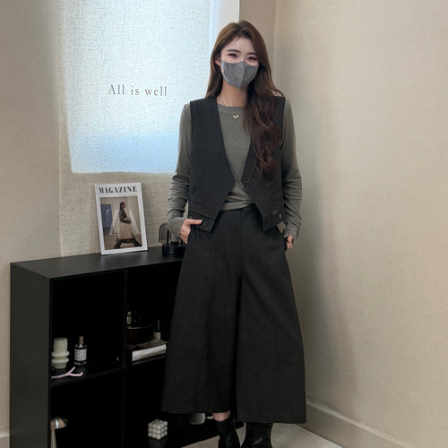 AO2排扣马甲垂感七分阔腿裤长袖T恤三件套套装(不含配件)6207