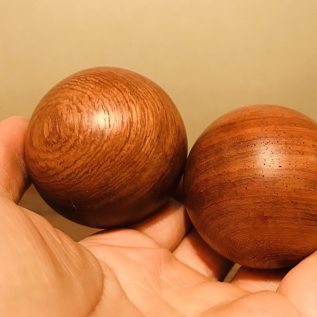 缅甸花梨全手工打磨抛光按摩保健球花梨球,运动/瑜伽/健身/球迷用品,健身球/保健球,淘宝优惠券,粉丝福利购,淘宝优惠卷
