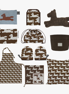 KBP Happy Pony 手拿包 少女心 化妆袋 化妆包 可爱 床毯 布艺