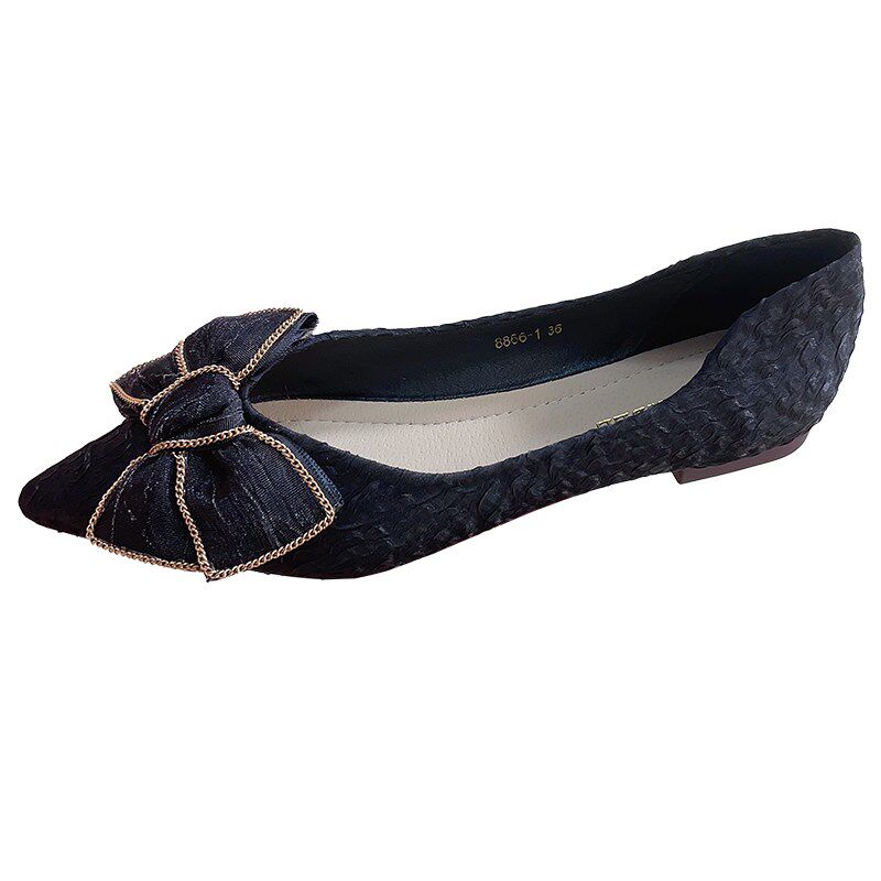 平底黑色尖头气质通勤单鞋女鞋子2025新M款春夏季仙女风晚晚瓢鞋