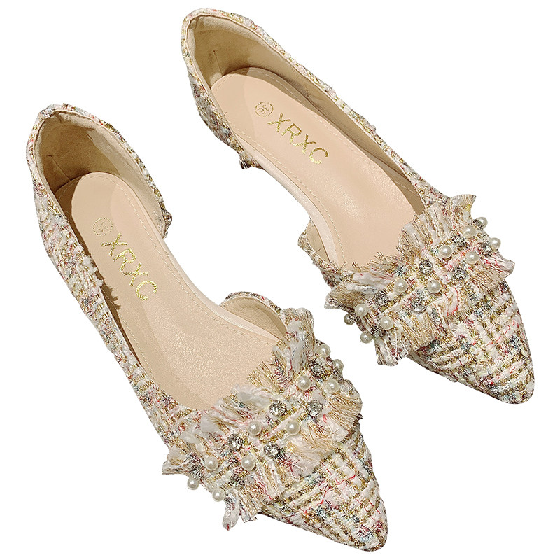 春季新款温柔女鞋珍珠装饰u杏色浅口甜美平跟侧空尖头优雅单鞋女