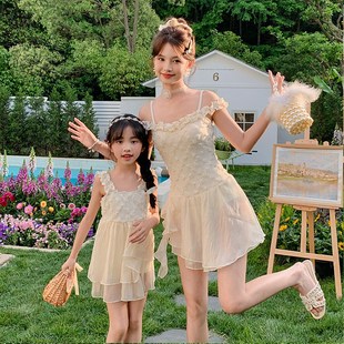 一字N肩吊带小众高颜值显瘦 连体裙式 新款 韩系亲子泳衣母女家庭装