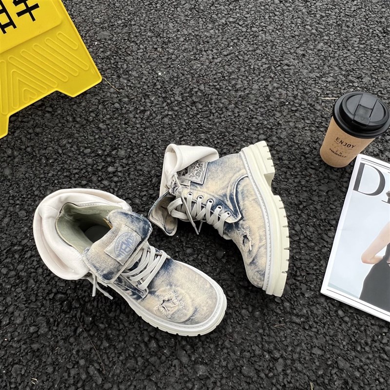 2025新款厚底马丁靴女薄款y百搭夏季超火短靴小个子增高牛仔风靴