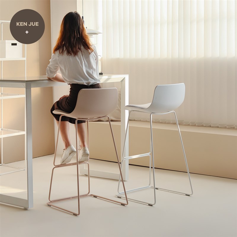 奶油风椅靠背高脚凳前台久坐舒服家用小户型办公室茶水间休闲椅子