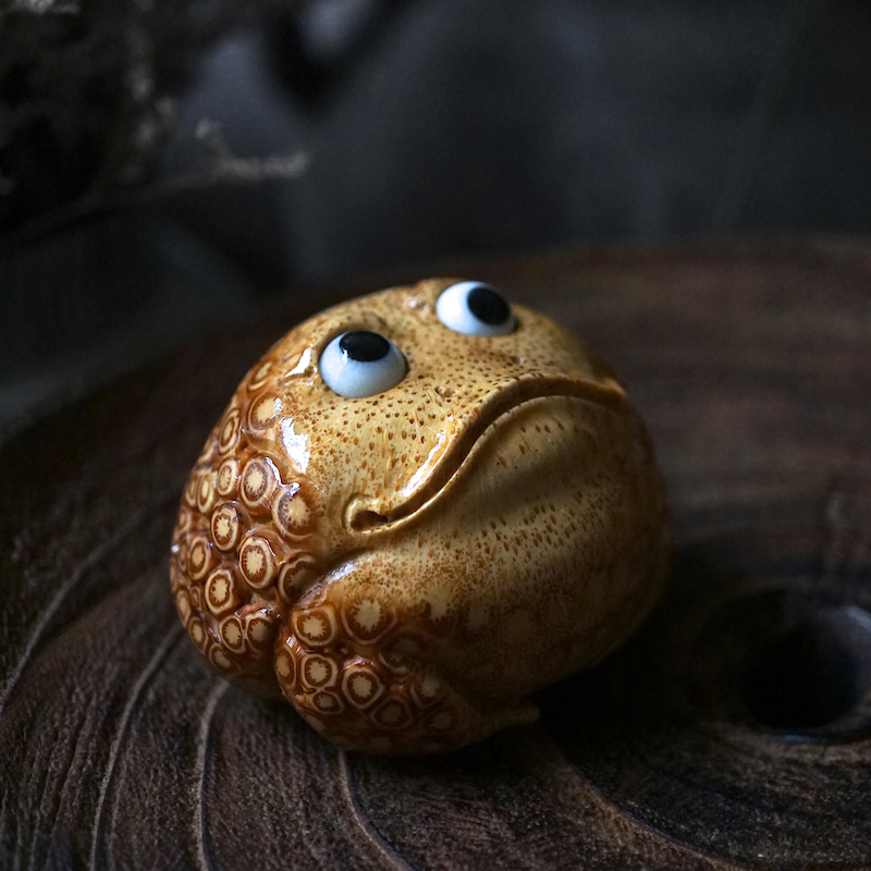 李钦炜驴蹄活眼招财竹根雕刻手把件金蟾满钉老料名家茶宠文玩摆件