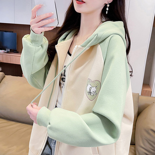 可爱撞色连帽卫衣外套女春秋新款初中高中学生宽松韩版时尚棒球服