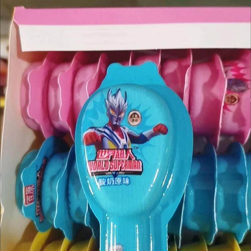 新货15克奶酪棒酸奶水果味世界超人奶棒棒棒糖果儿童休闲乳零