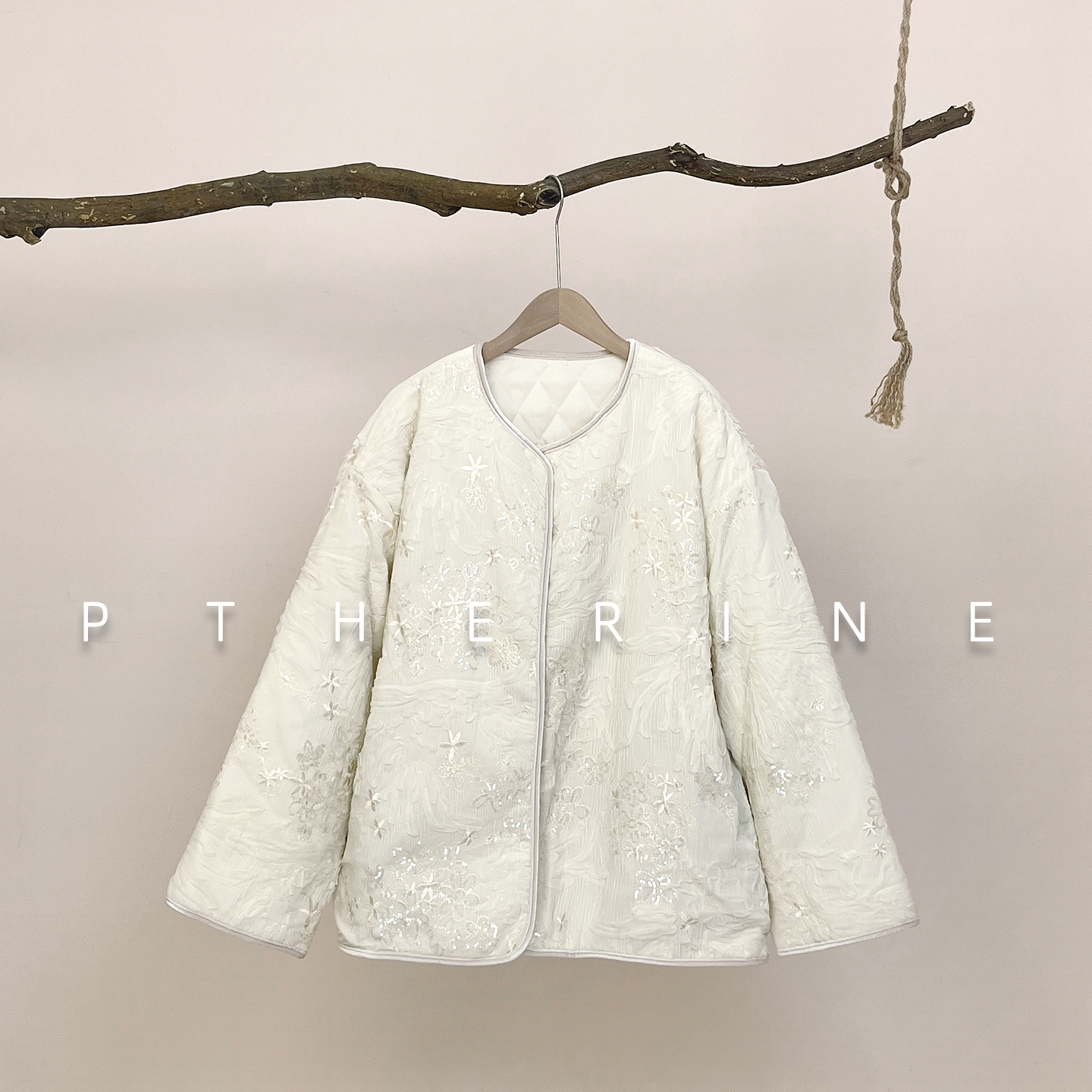 普瑟琳/PTHERINE[鎏金岁月]秋冬老钱风刺绣两面穿外套