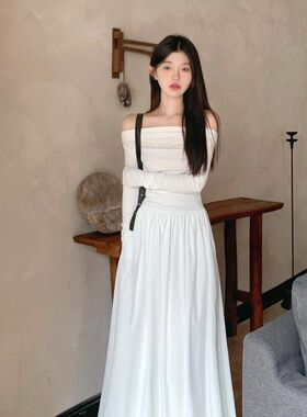 纯欲白月光一字肩长袖连衣裙女开春初恋小白裙收腰显瘦打底长裙