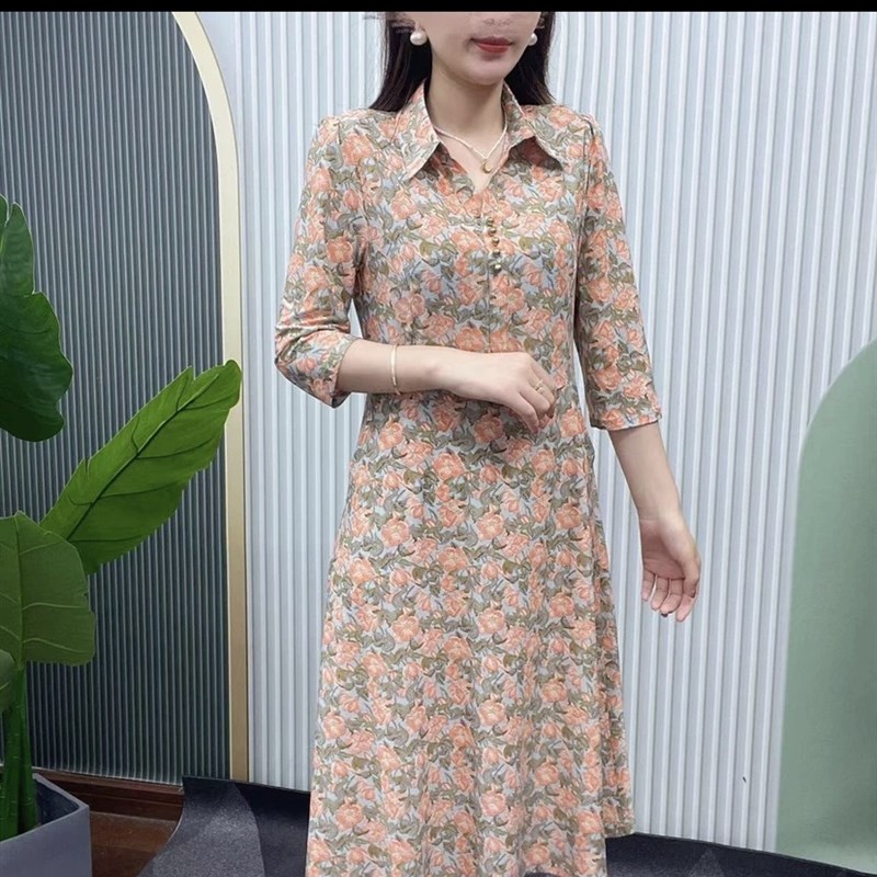 妈妈装夏新款中长款过膝减龄连衣裙翻领有口袋时尚玫瑰花短袖裙子