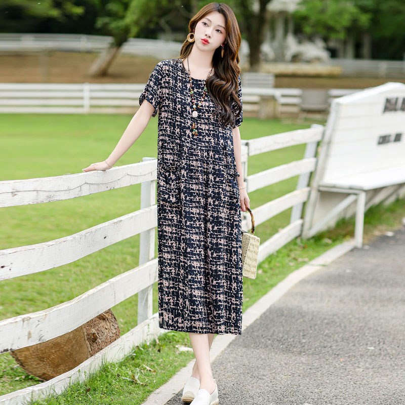 2025新款夏季薄款连衣裙女中老年妈妈装宽松大码休闲遮肚棉绸裙子