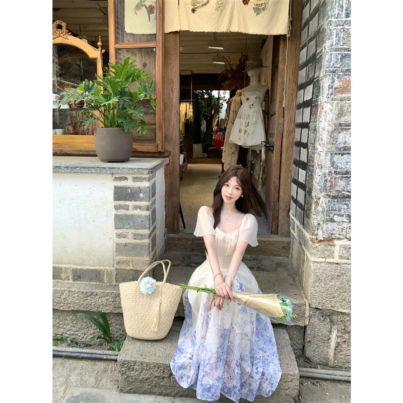 白里 蓝色的花楹 法式方领气质设计感定位花碎花洋装收腰显瘦长裙