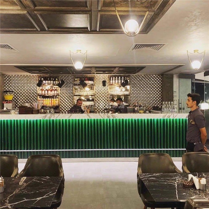 网红连锁店奶茶店吧台背景墙砖工装圆弧阴角长条砖墨绿卫生间瓷砖