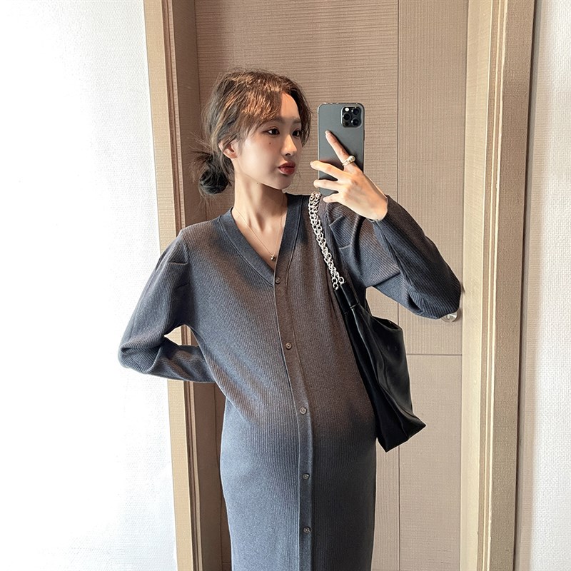 知性气质~孕妇针织n洋装秋冬新款复古V领宽松显瘦长袖内搭长裙