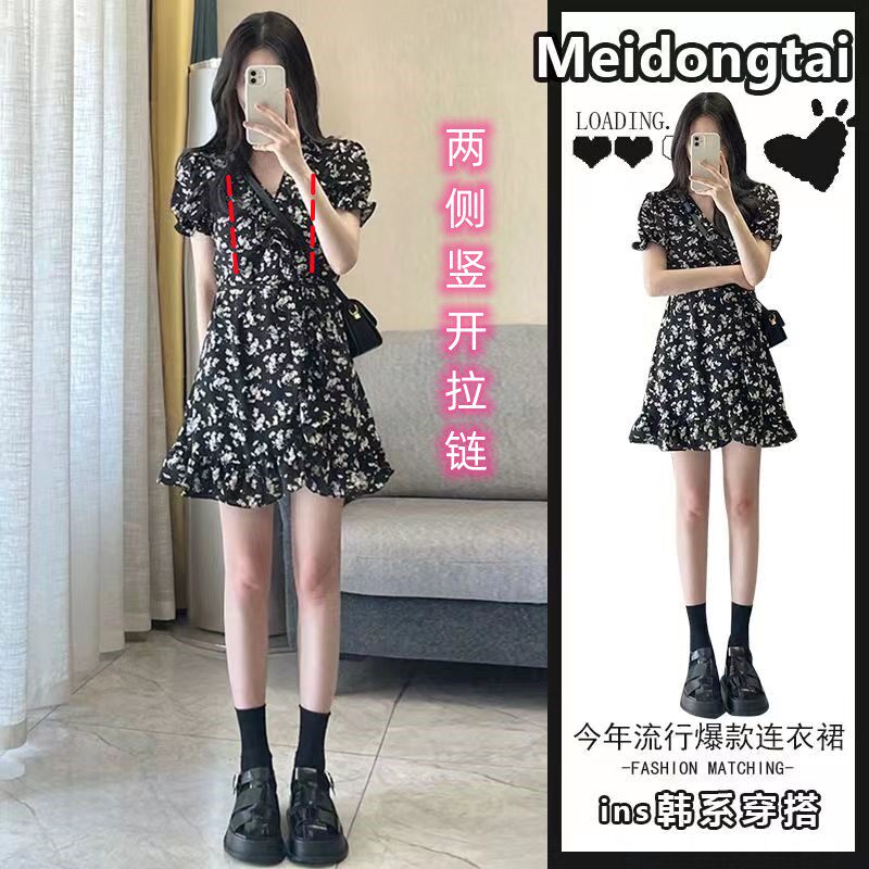 哺乳衣夏季外出法式显瘦V领碎花连衣裙时尚辣妈短款喂奶衣服夏装