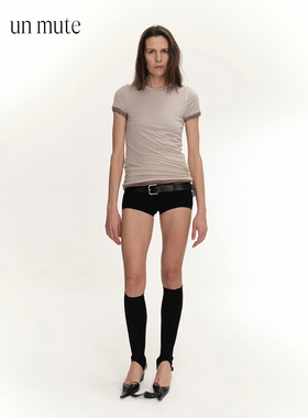 UN MUTE25SS 夏季双层撞色推叠下摆设计感正肩纯色圆领简约短袖T