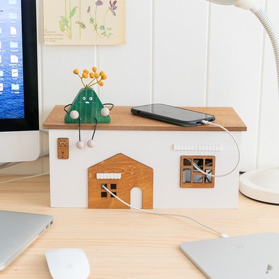 阿楹 日式轻奢电脑书桌电视柜摆件遮挡插座收纳盒办公室装饰