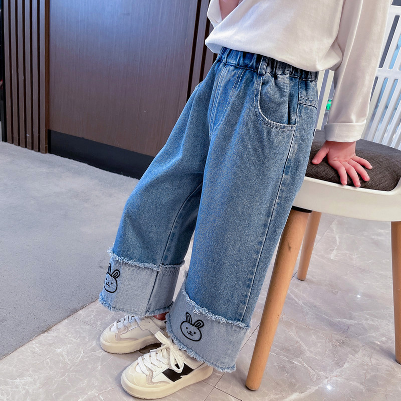 女童裤子秋装2024新款洋气宝宝喇叭裤小童休闲裤春秋季儿童牛仔裤