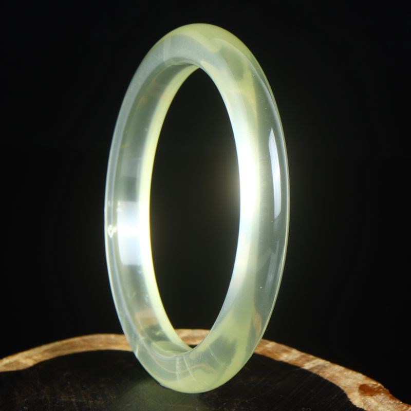 天然柠檬黄水晶手镯柠檬晶镯子圆条高冰透女款饰品生日礼物送