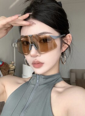 2024新款茶色骑行眼镜公路自行车户外运动登山防风护目太阳墨镜女