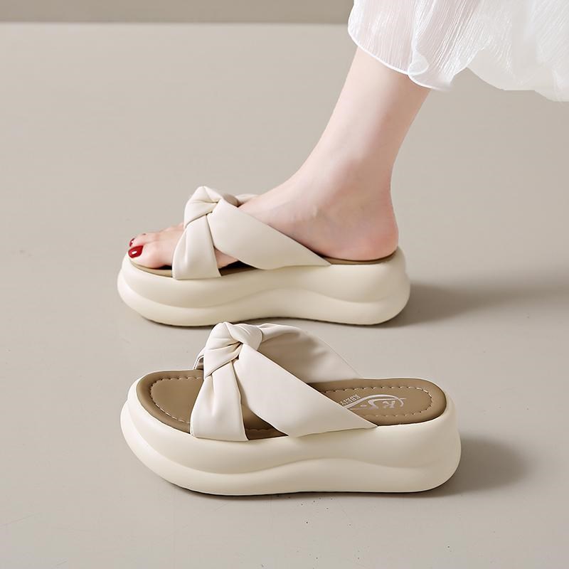 小码33厚底增高凉拖鞋女夏外穿2025新款百搭海边配裙子软底一字拖