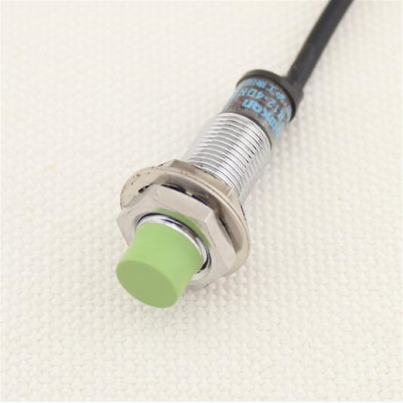 韩款圆柱形金属感应电感式接近开J关 PR124DN