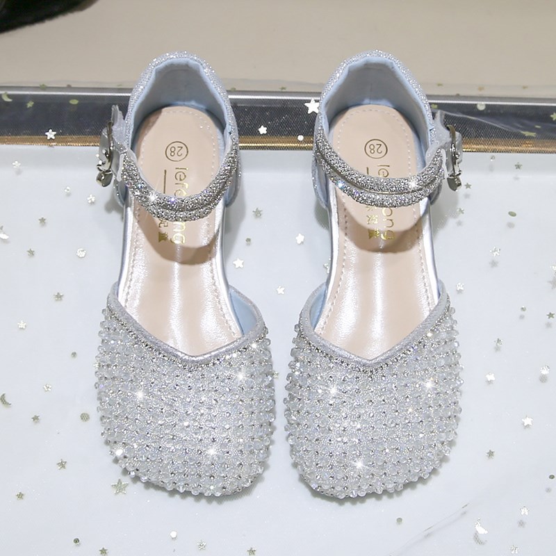 女童水晶鞋闪亮银色公主鞋小皮鞋女孩单鞋2025春新款包头儿童凉鞋