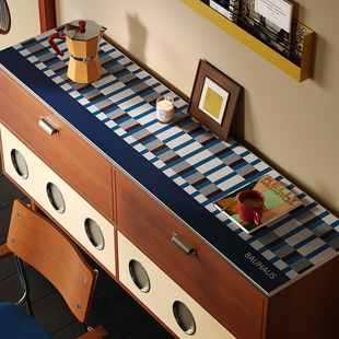 沃因格复古包豪斯边柜垫防水防油免洗易打理电视柜垫皮革桌面盖布