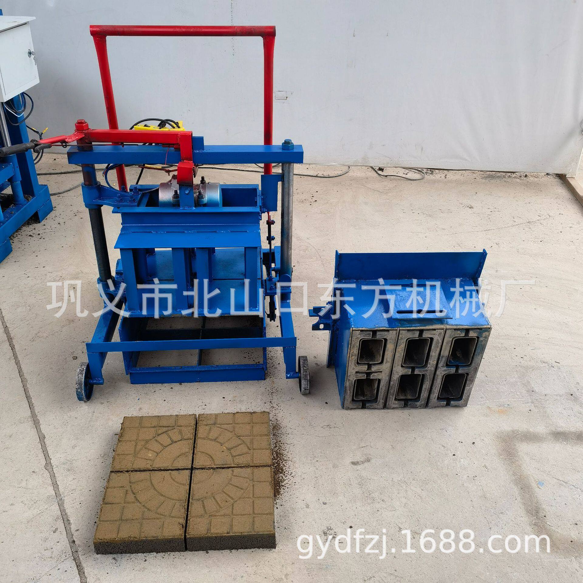 小型移动生产西班牙砖路面花砖城市道路砖简单操作出砖快可换模具