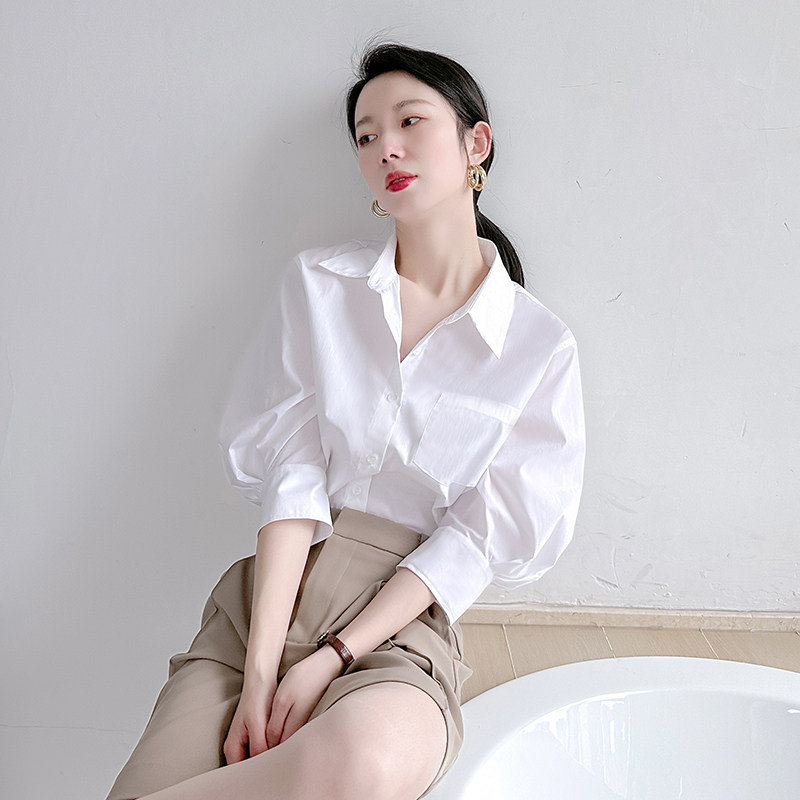 白色衬衫女夏款半袖设q计感小众高级感职业法式泡泡袖宽松中袖衬