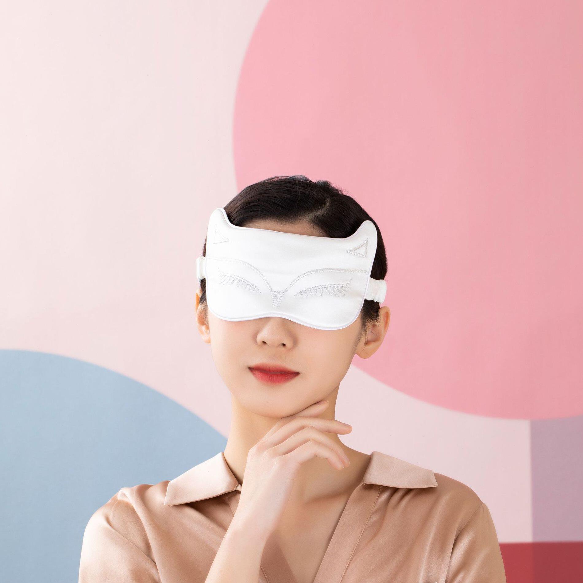 甄选思梦集真丝猫咪款松紧眼罩经典女可用遮光睡眠桑蚕丝护眼罩
