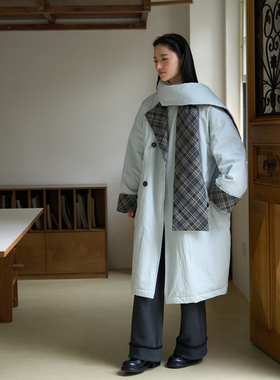 aww 可拆卸·浅蓝色围巾式撞色长款棉服女圆领设计拼接格纹外套